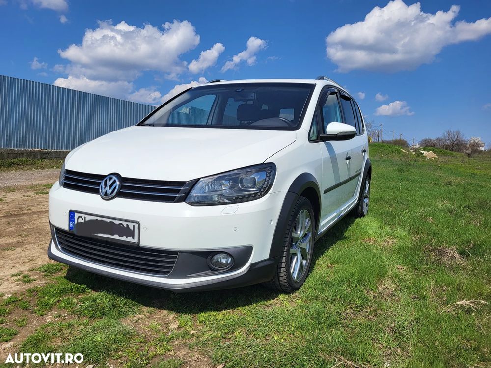 Volkswagen Touran Cross 2.0 TDI DSG - 5