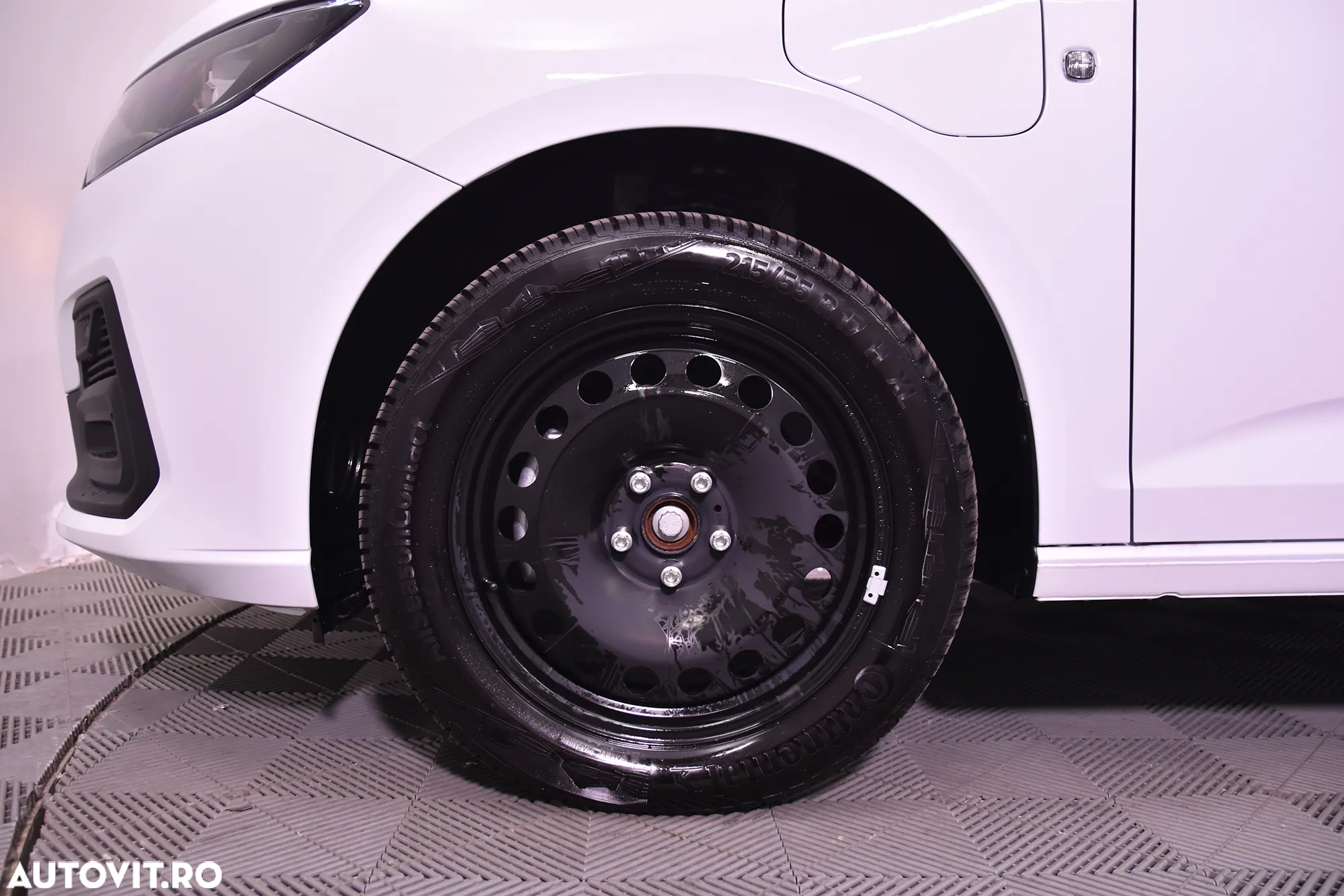 Ford Transit Connect - 11