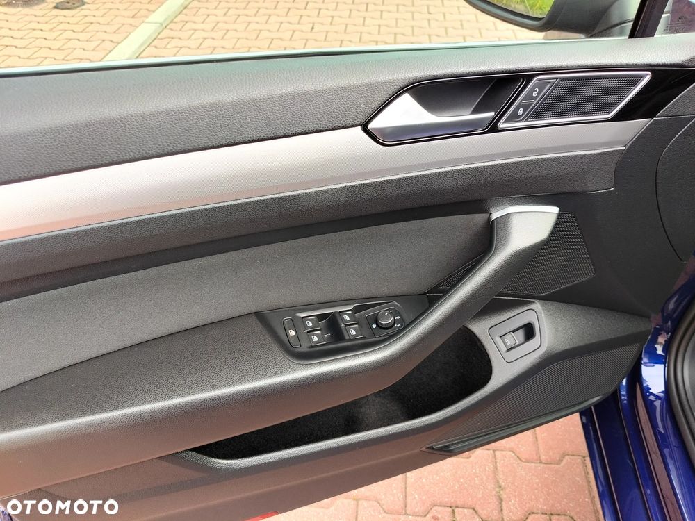 Volkswagen Passat 2.0 TDI BMT Comfortline - 14