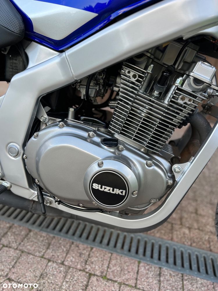 Suzuki GS - 13