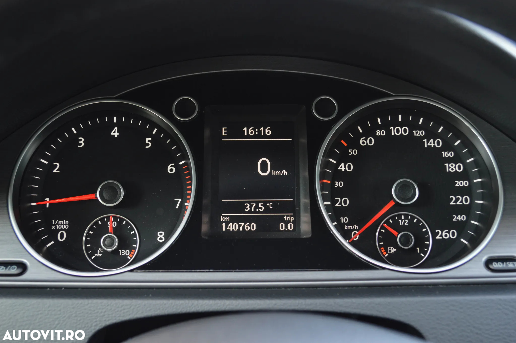 Volkswagen Passat 1.4 TSI BlueMotion Technology Comfortline - 16
