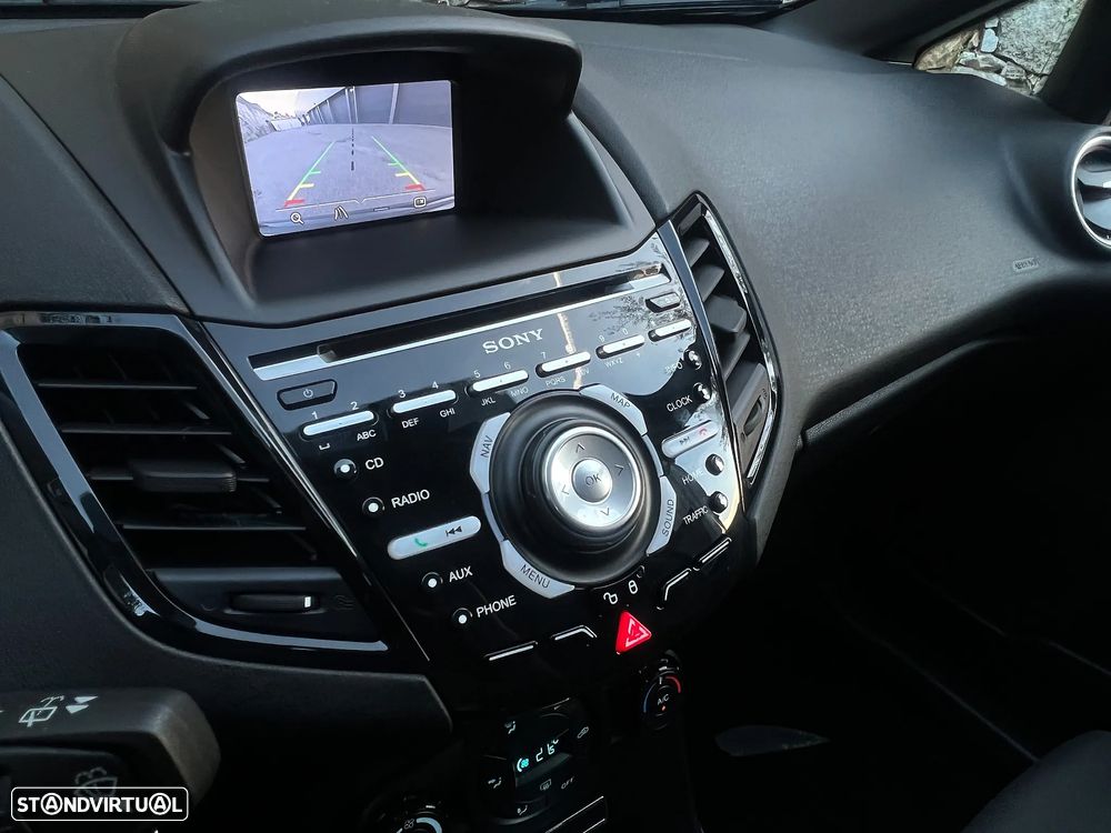 Ford Fiesta 1.0 EcoBoost ST-Line X - 16