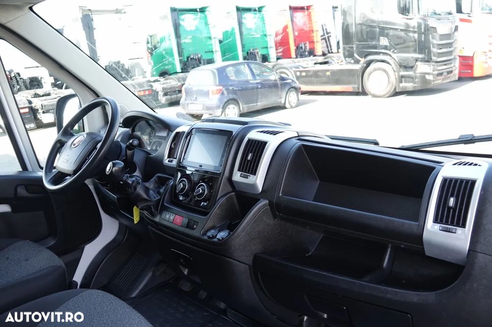 Fiat DUCATO MAXI / CONTAINER / 750 KG LIFT / GVWR: 3500 KG / MANUAL / 2021 - 35