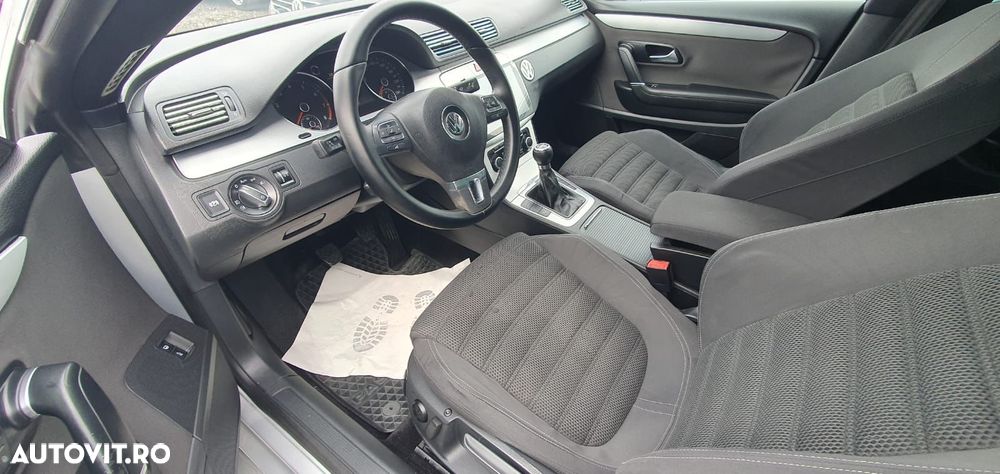 Volkswagen Passat CC - 6