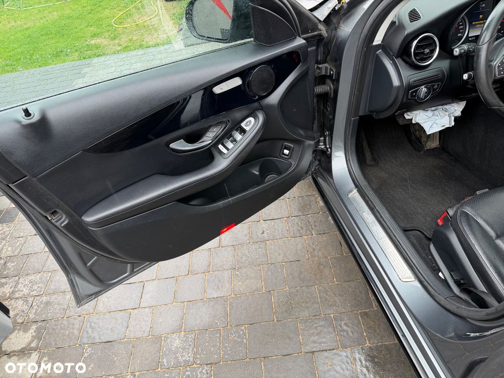 Mercedes-Benz Klasa C 200 d 9G-TRONIC Avantgarde - 21