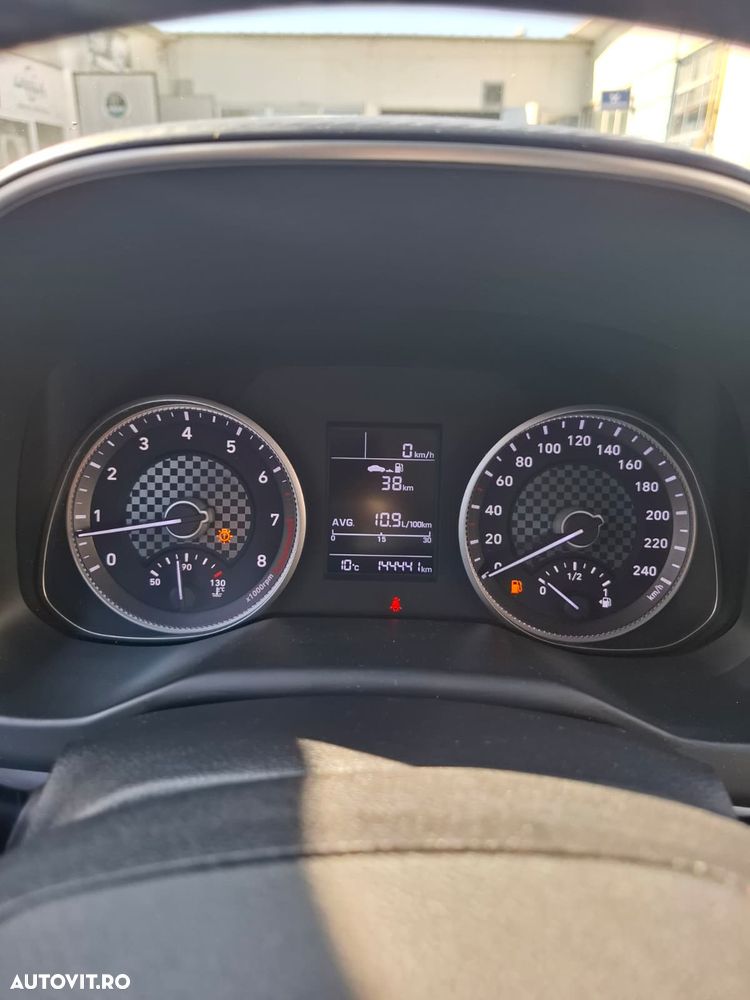 Hyundai Elantra 1.6 MPi Exclusive - 21