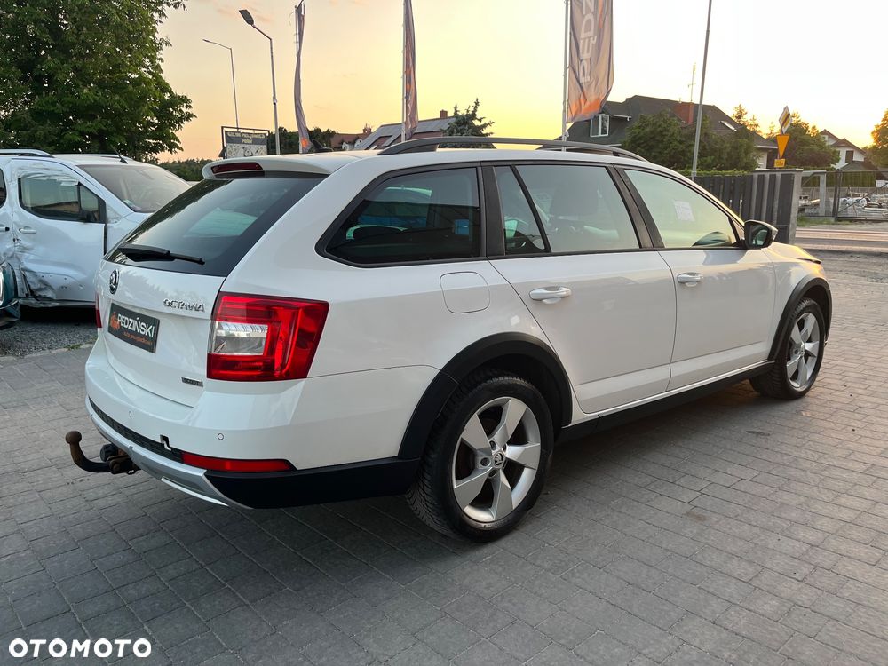 Skoda Octavia 2.0 TDI 4x4 DSG Scout - 6