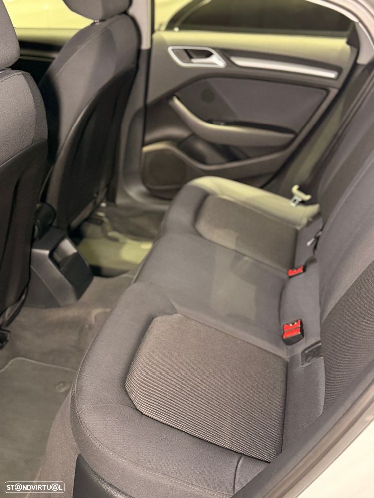 Audi A3 Limousine 1.0 TFSI S-line - 44