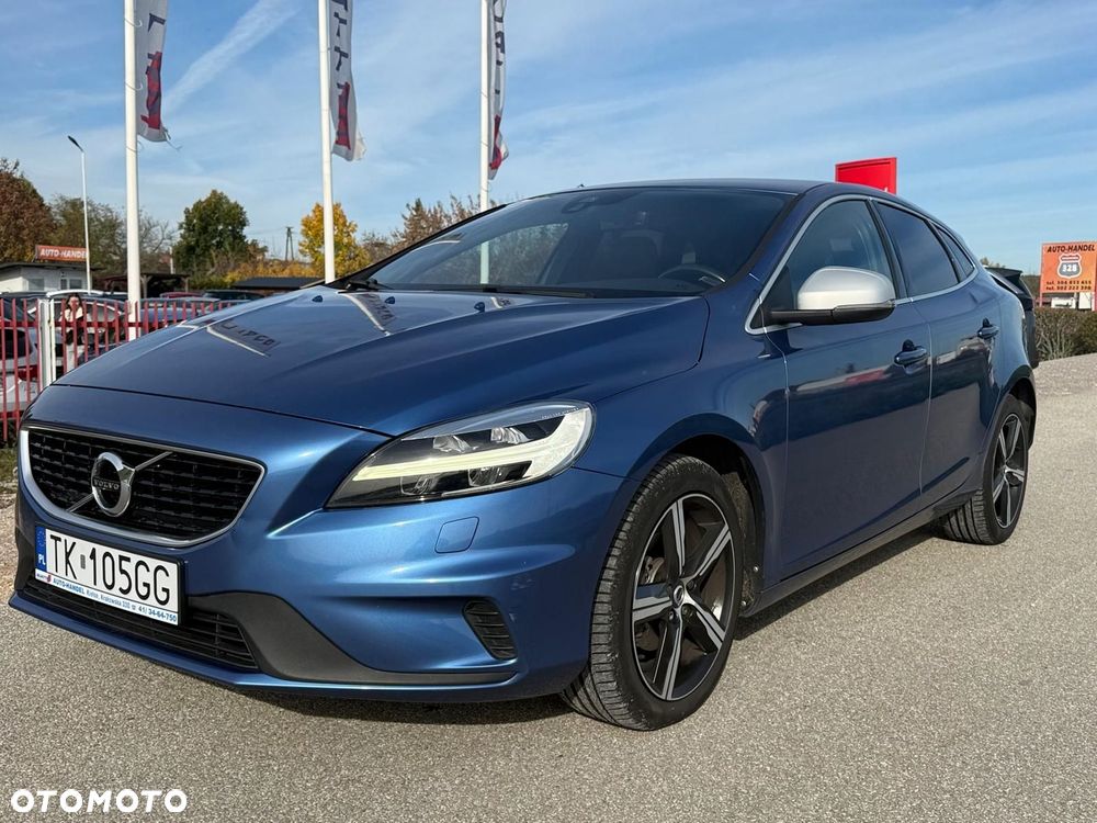 Volvo V40 D2 Drive-E R-Design Momentum - 1