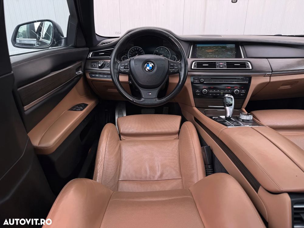 BMW Seria 7 730d Edition Exclusive - 20