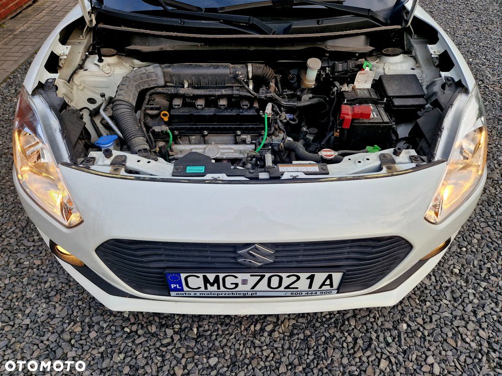 Suzuki Swift 1.2 Premium Plus - 39