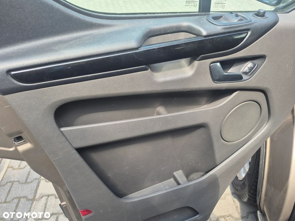 Ford Transit Custom - 12