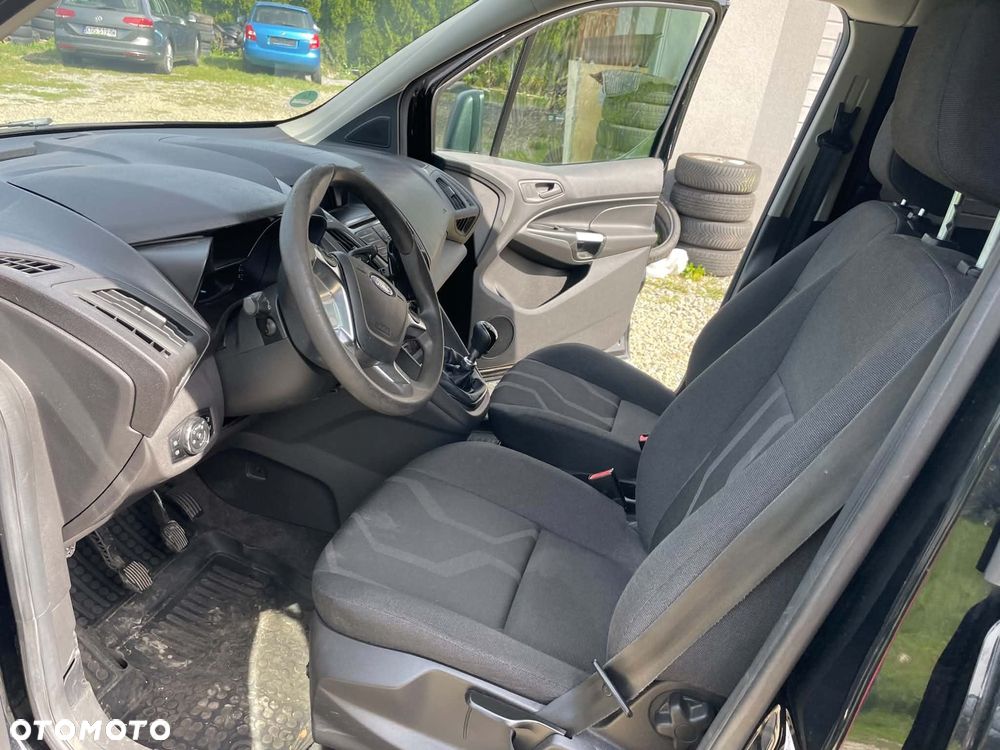 Ford Tourneo Connect Grand - 12