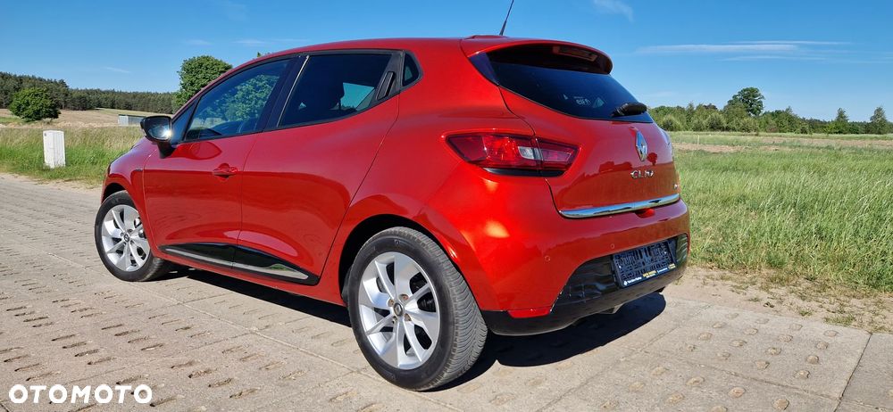 Renault Clio TCe 90 Limited - 19