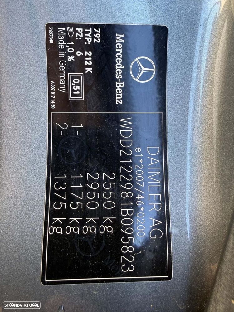 Mercedes-Benz E 300 Bluetec Hybrid Avantgarde - 23