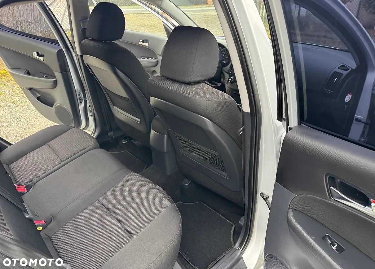 Hyundai i30 - 23