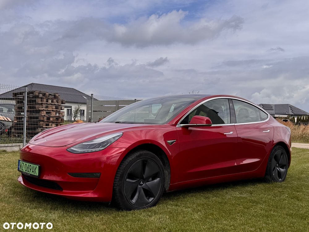 Tesla Model 3 - 7