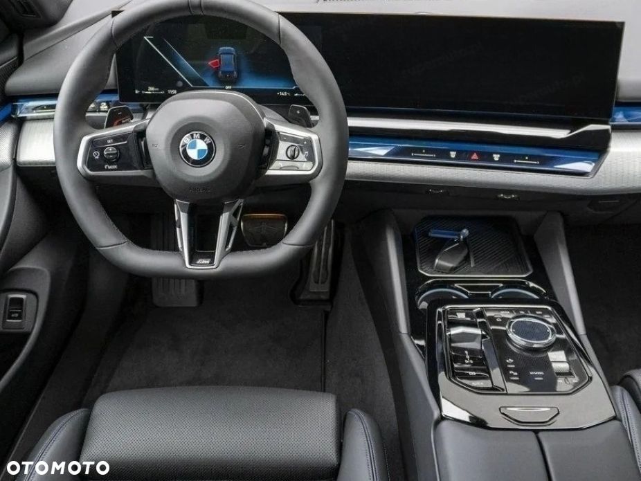 BMW Seria 5 520d xDrive mHEV M Sport - 10
