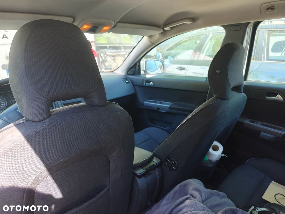 Volvo V50 1.6D DRIVe - 13