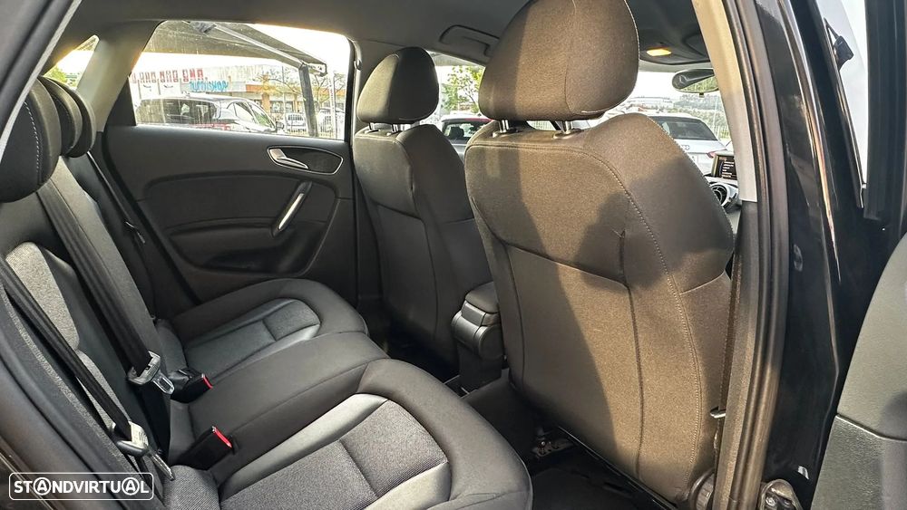 Audi A1 1.6 TDI S tronic Ambition - 16