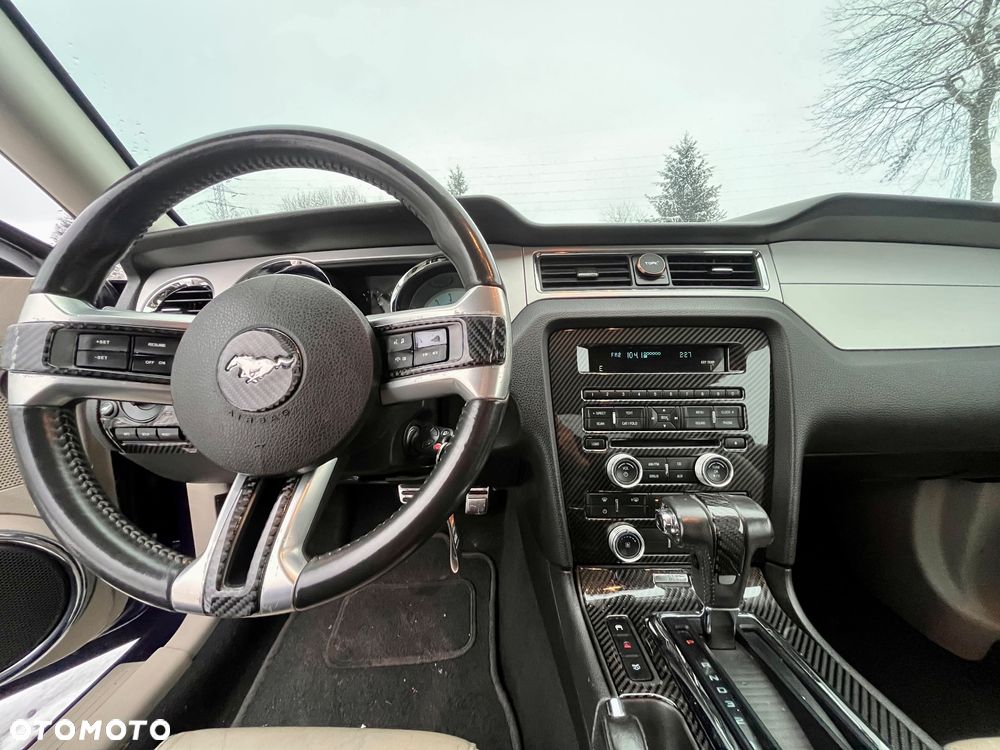 Ford Mustang 4.0 V6 Premium - 11