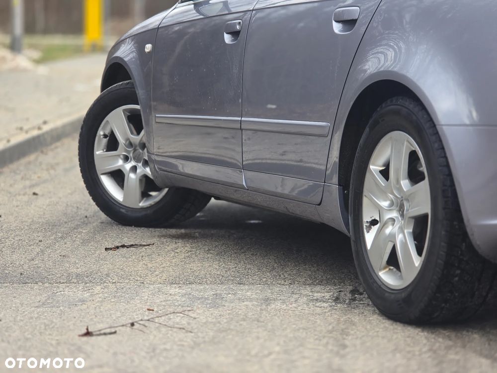 Audi A4 Avant 2.0 T FSI - 31