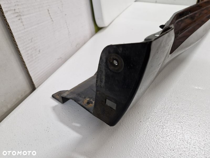 TOYOTA AVENSIS T27 LIFT T29 LISTWA NAKŁADKA PROGOWA PRAWA 75851-05050 1H2 - 6