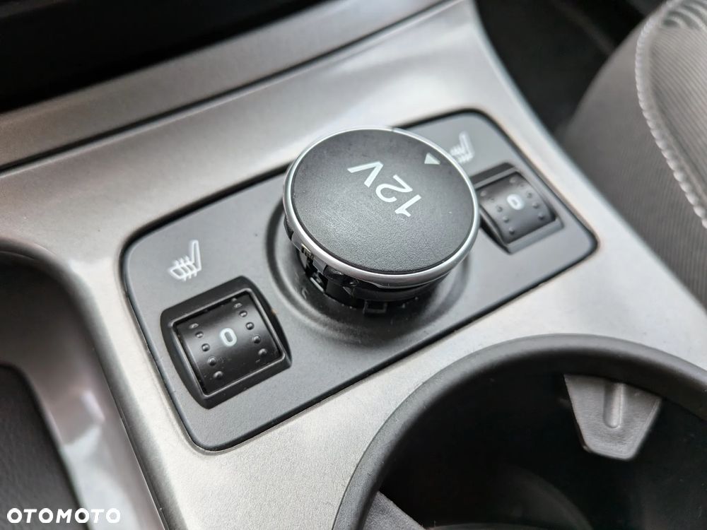 Ford Kuga - 21