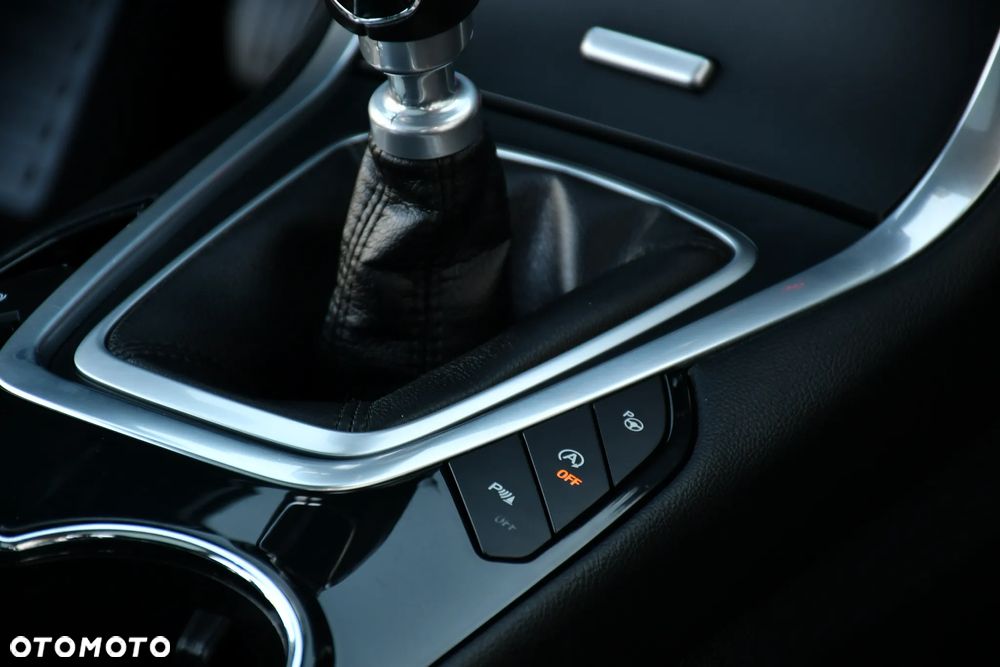 Ford S-Max 1.5 EcoBoost Titanium - 23