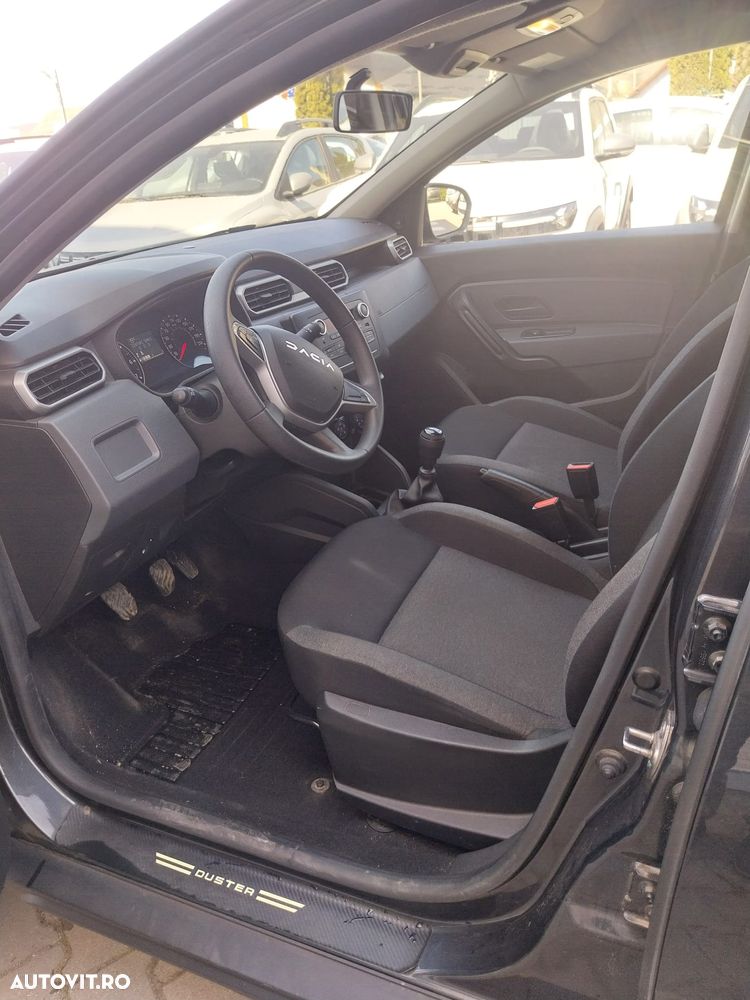 Dacia Duster TCe 90 Essential - 12