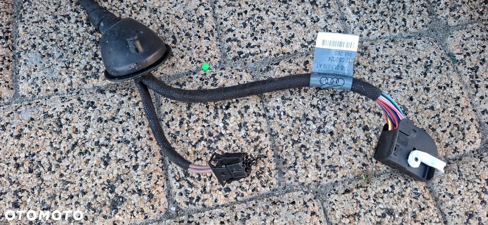 Używany Kompletne haki holownicze (belka + kula) - 999 PLN