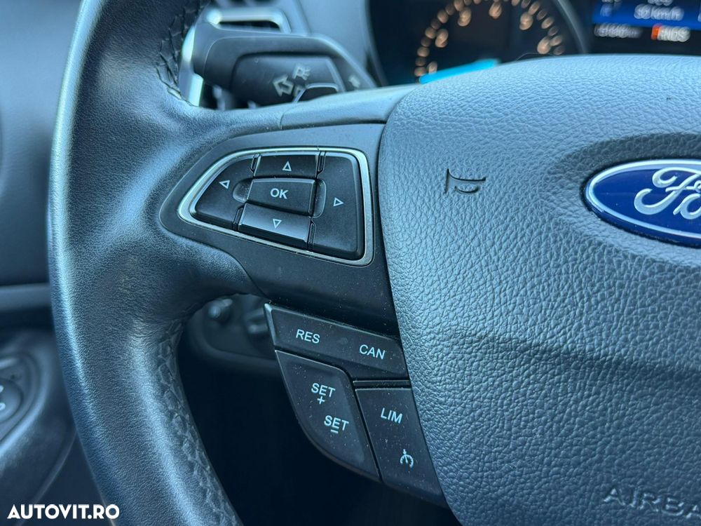Ford Kuga 1.5 EcoBoost 4WD Aut. Trend - 37