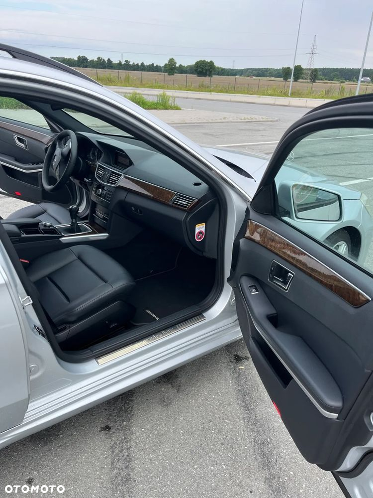 Mercedes-Benz Klasa E 220 CDI BlueEff Avantgarde - 10