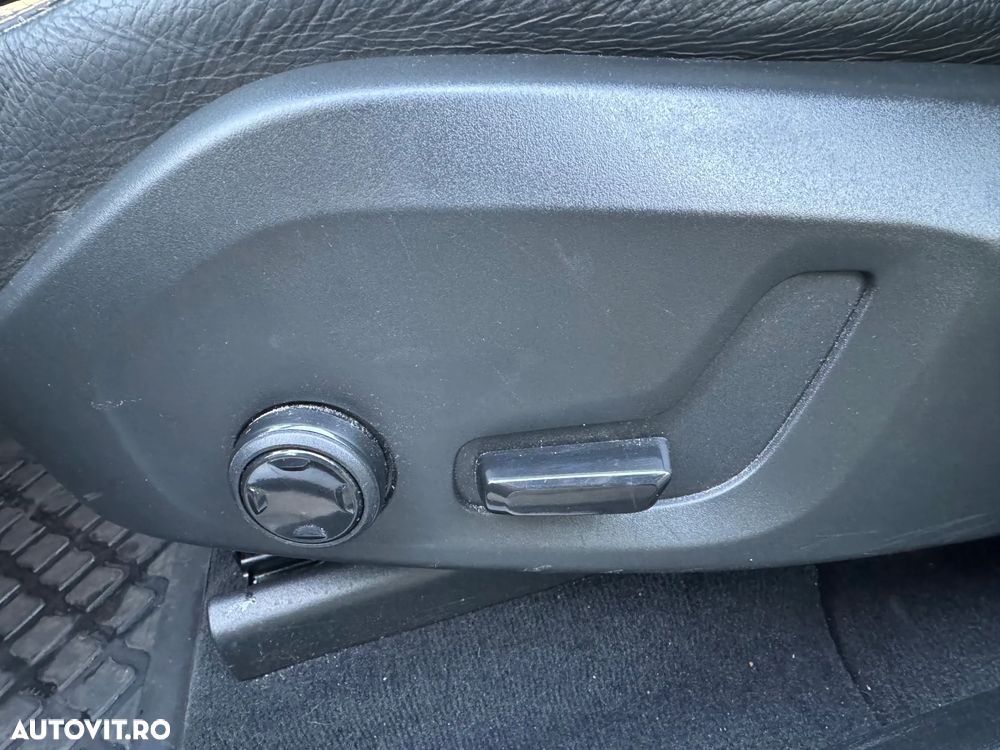 Volvo XC 60 D4 AWD Geartronic Momentum - 20