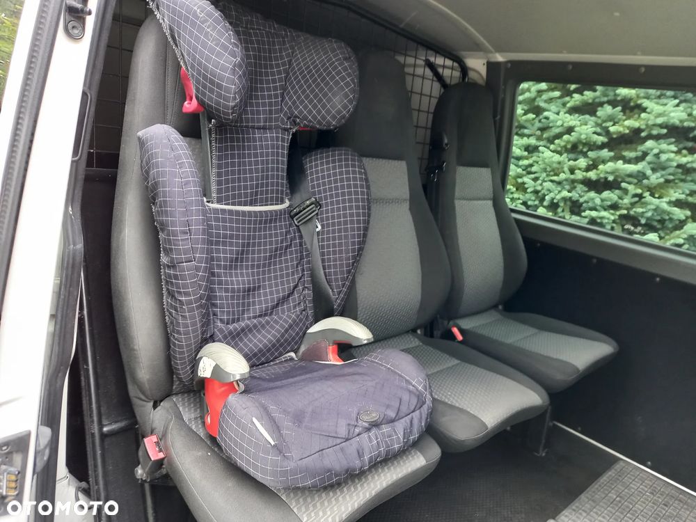 Volkswagen Transporter T5 TDI L2H1 - 7