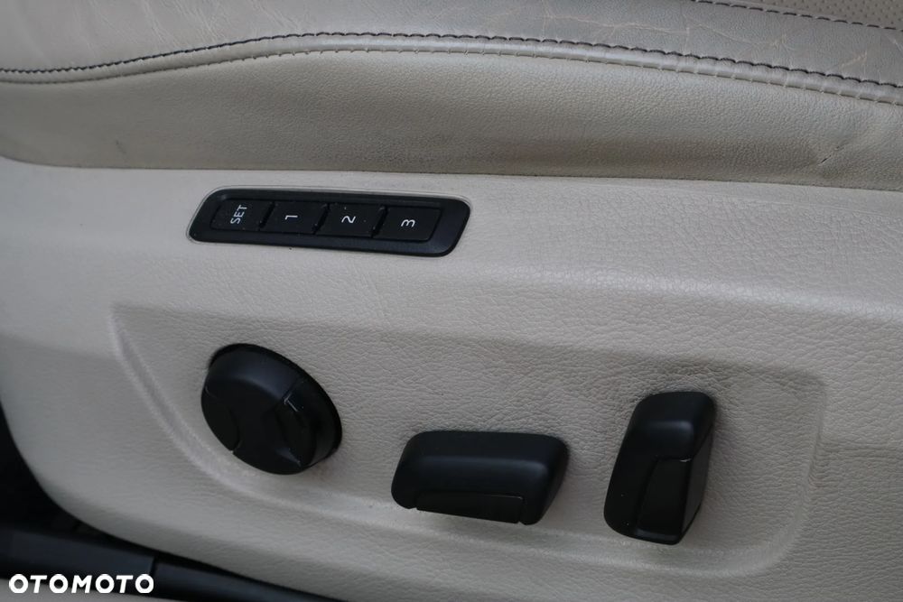 Skoda Superb 2.0 TSI L&K DSG - 7