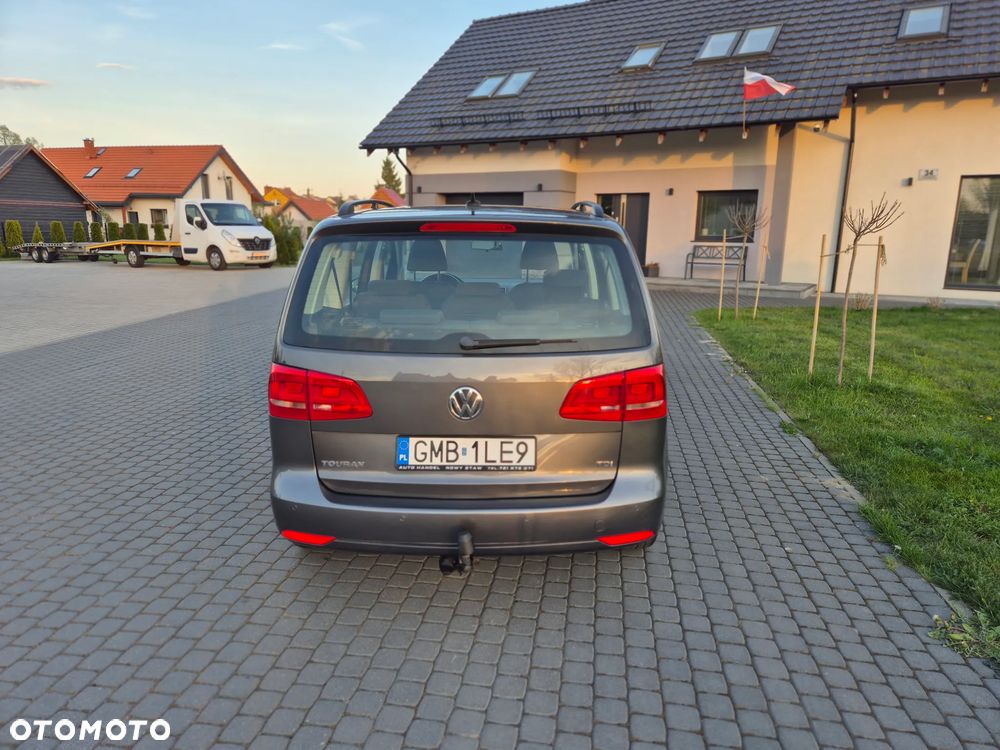 Volkswagen Touran 1.6 TDI DPF BlueMotion Technology DSG Comfortline - 17