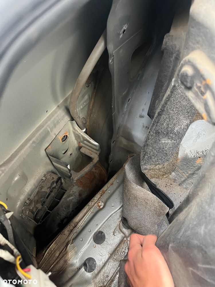 Subaru Impreza 2.0 RA - 19