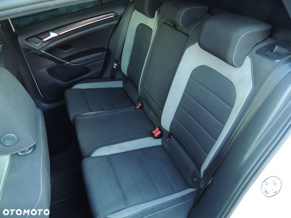 Volkswagen Golf VII 2.0 TSI BMT 4Mot R DSG - 19