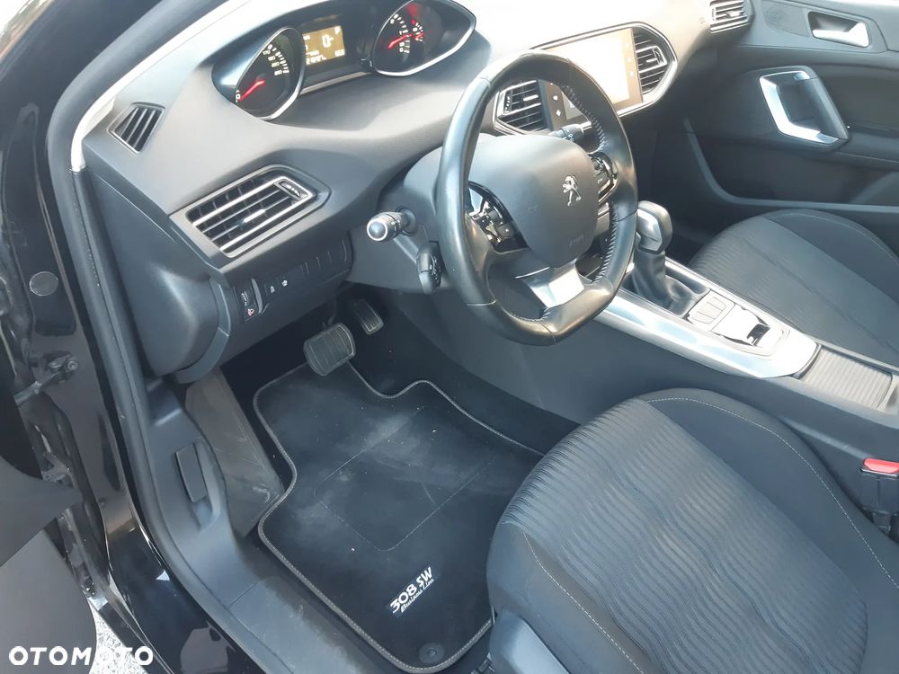 Peugeot 308 SW BlueHDi 150 Automatik Stop & Start Niveau 2 Business-Line - 17