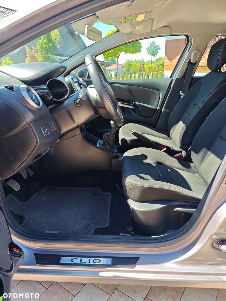 Renault Clio 0.9 TCe Alize EU6 - 13