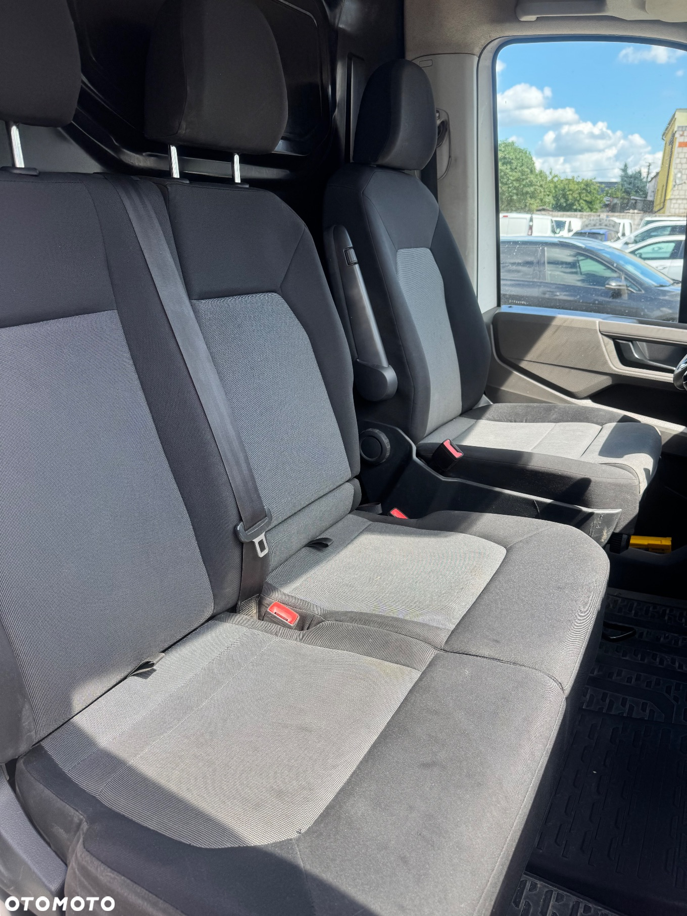 Volkswagen Crafter - 12