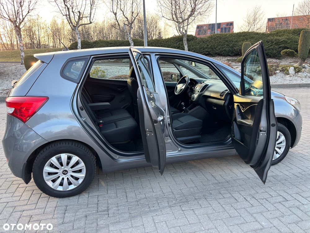 Hyundai ix20 1.4 Trend - 10