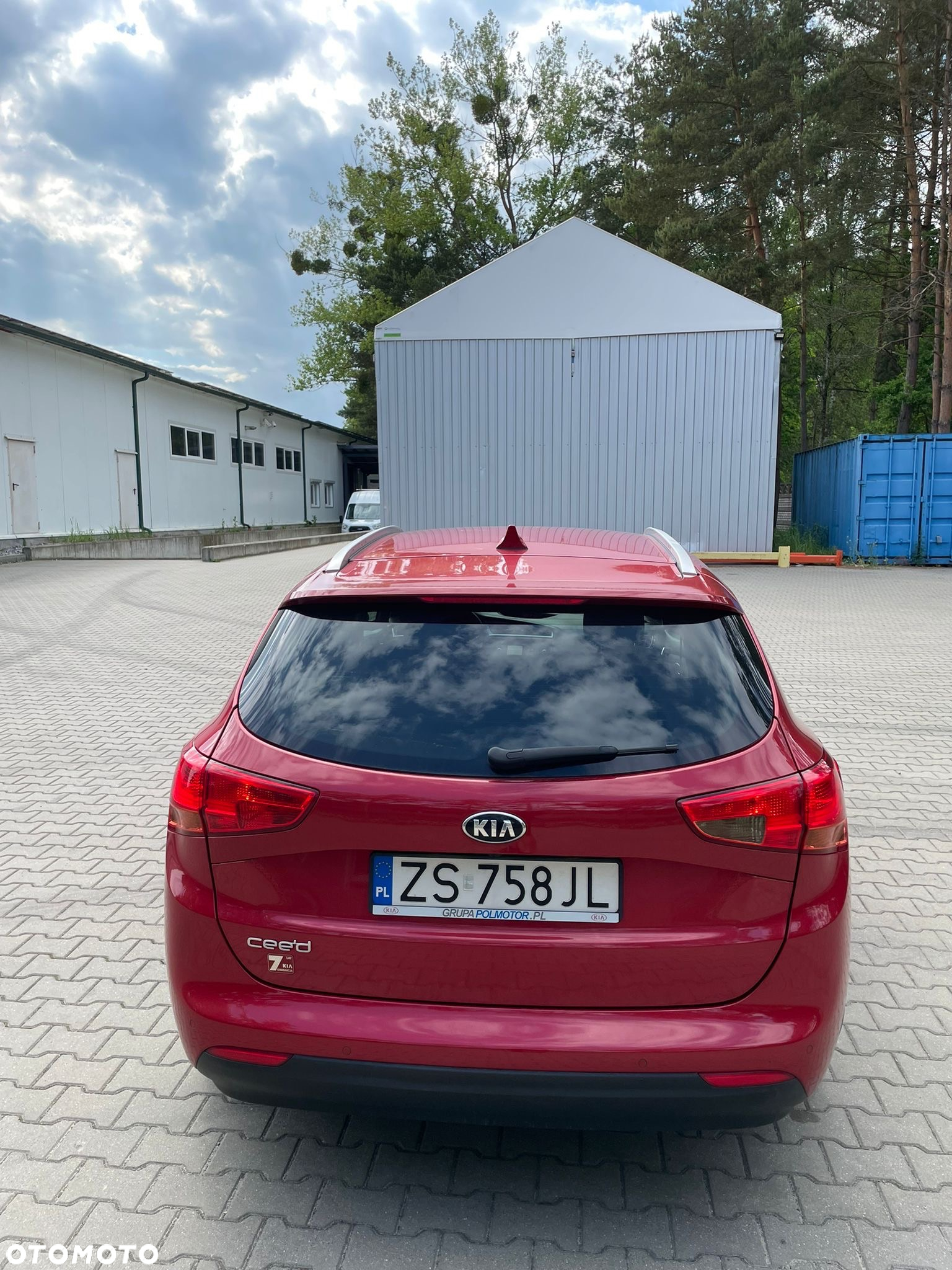 Kia Ceed - 8