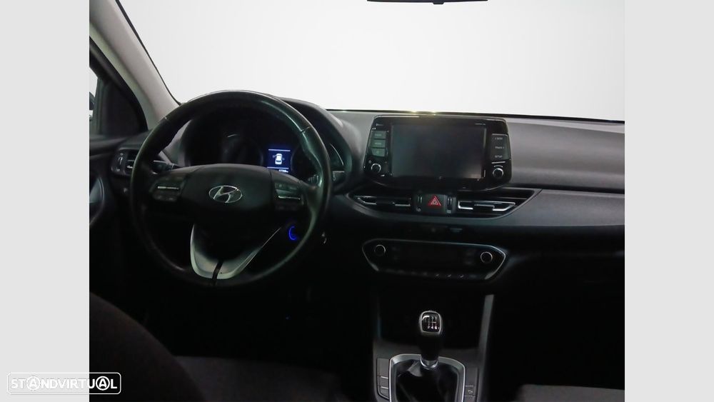 Hyundai i30 1.0 T-GDI Style Plus — fotografia 15