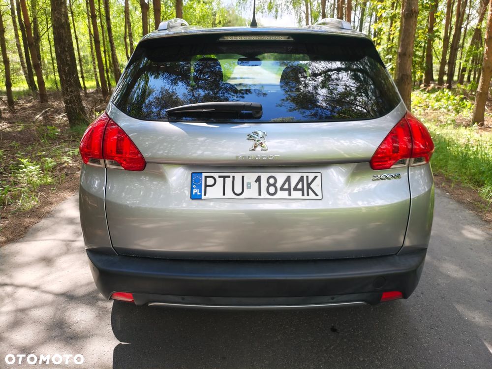 Peugeot 2008 1.6 BlueHDi Style - 10