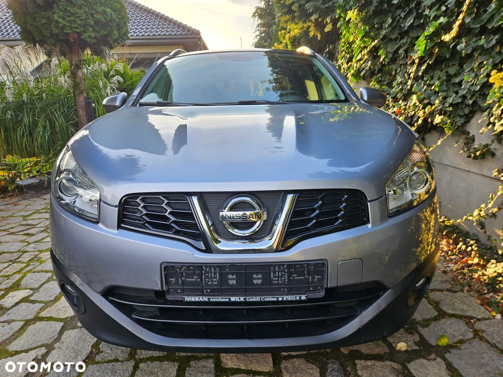 Nissan Qashqai - 1