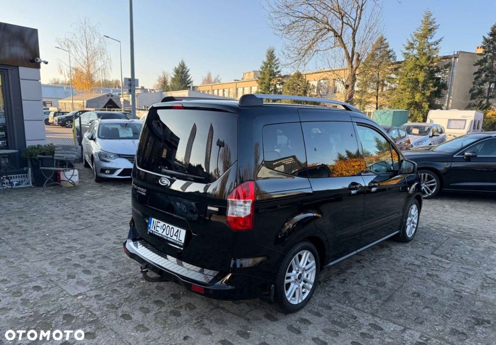 Ford Tourneo Courier - 5