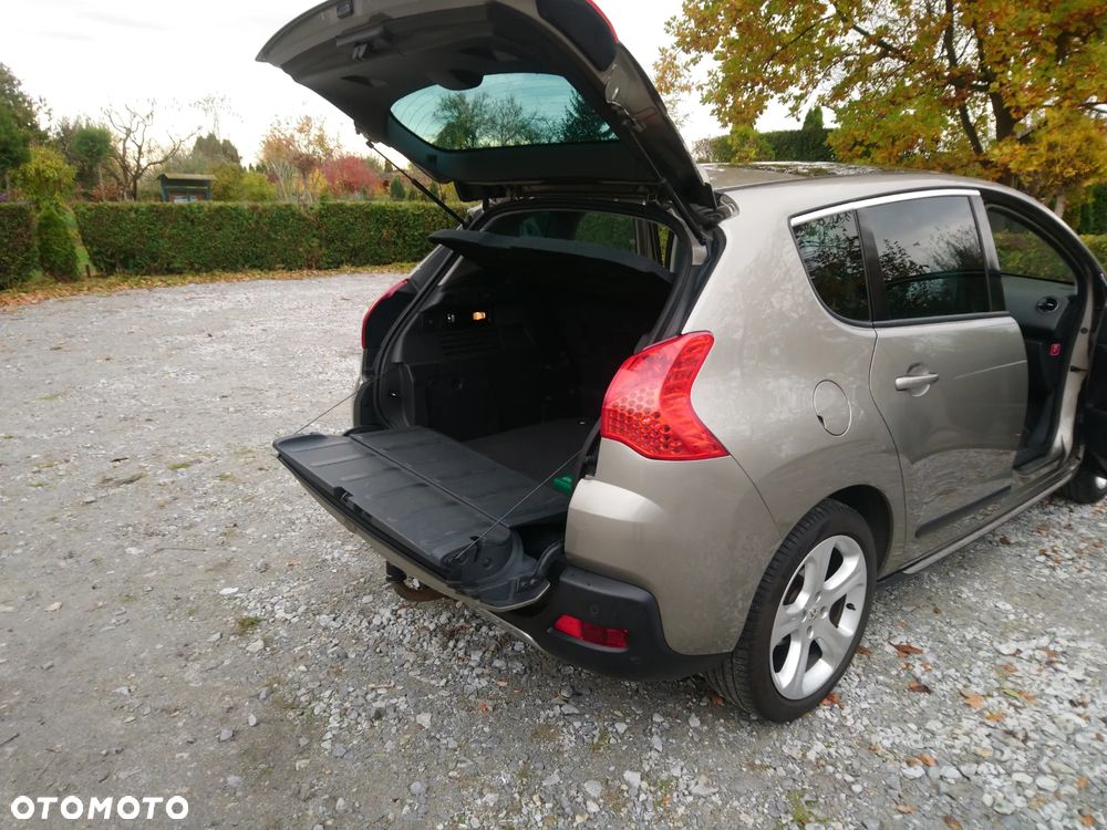 Peugeot 3008 HDi 150 Allure - 28