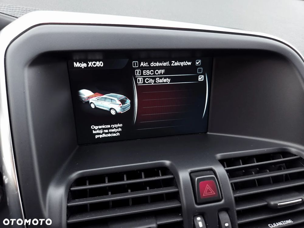 Volvo XC 60 D4 Geartronic Summum - 33